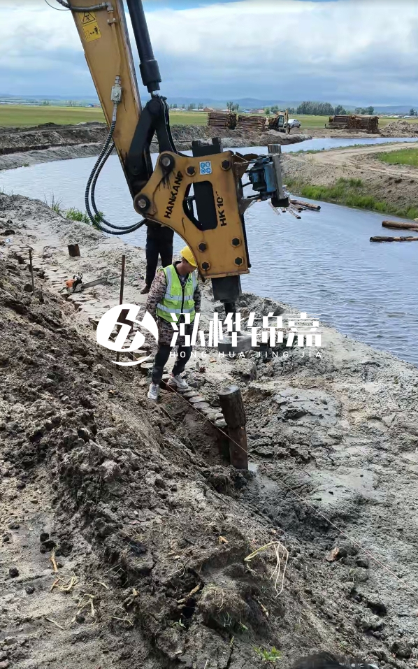 安徽打松木樁專業(yè)施工隊-松木樁打樁時需要注意哪些內(nèi)容?