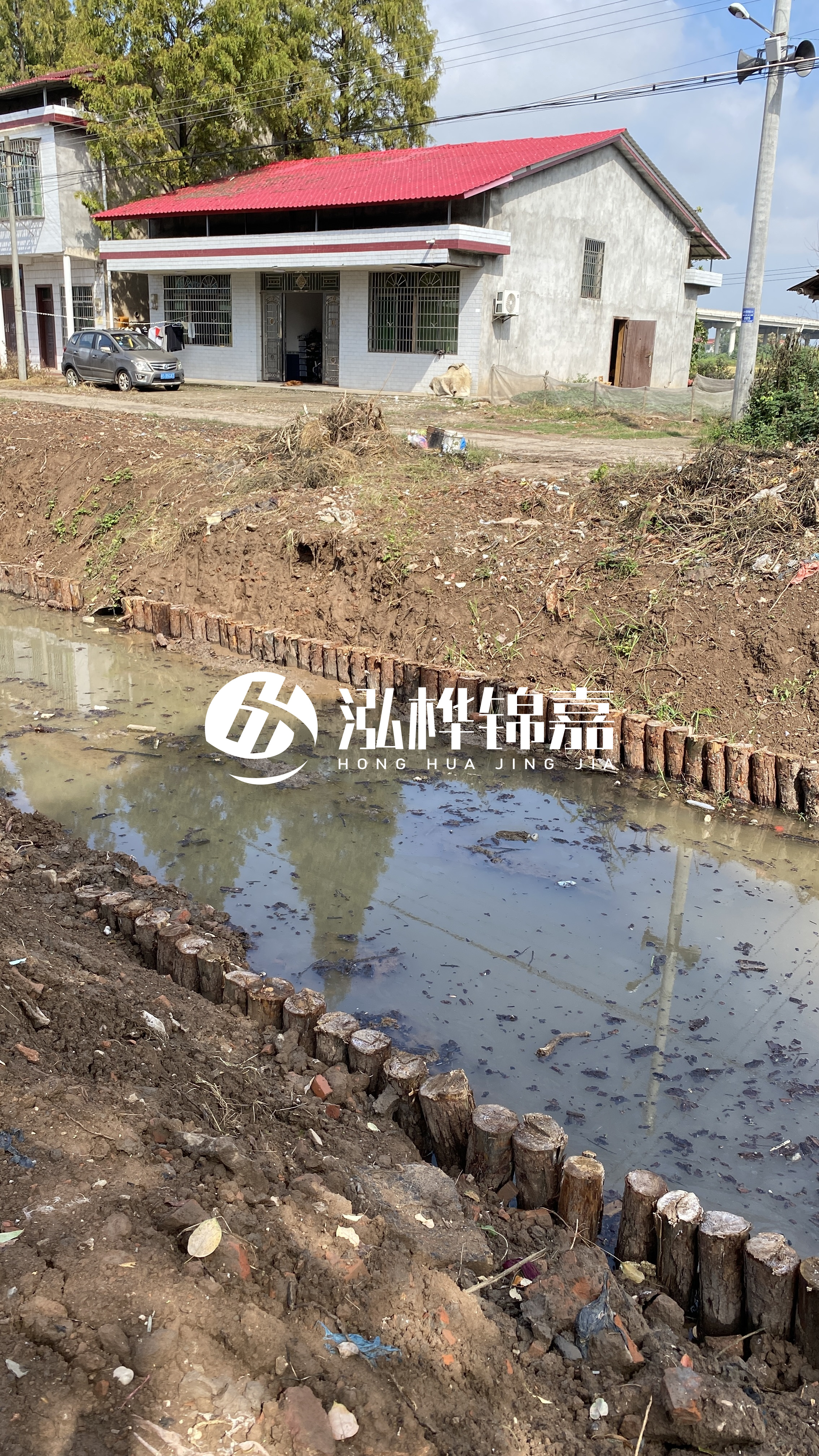 宿州挖機打木樁專業施工-打防汛木樁能否提高河道的防洪能力？