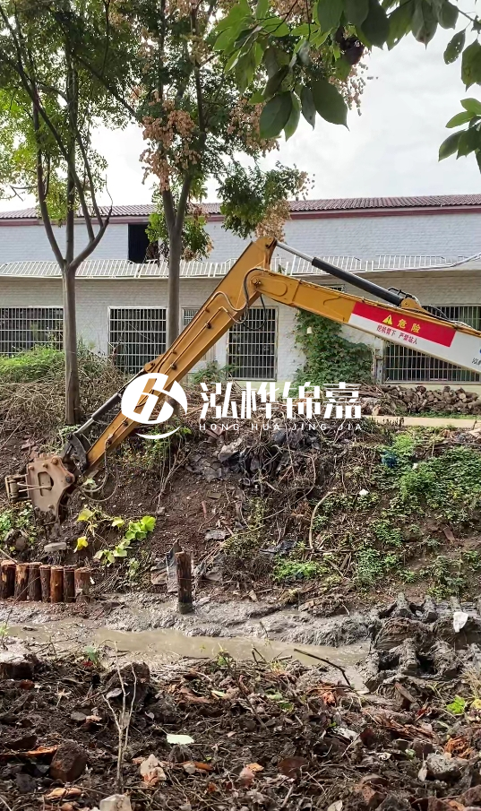 駐馬店挖機(jī)打木樁專業(yè)施工- 河道打木樁后木樁腐朽怎么防治?