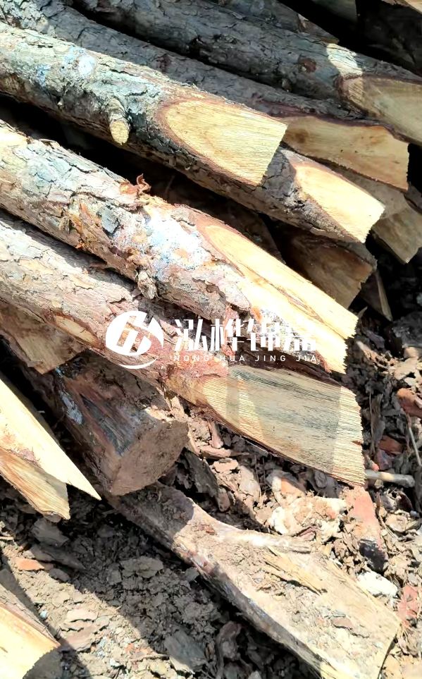 黃岡挖機(jī)打木樁專業(yè)施工-護(hù)坡木樁多少錢一根?