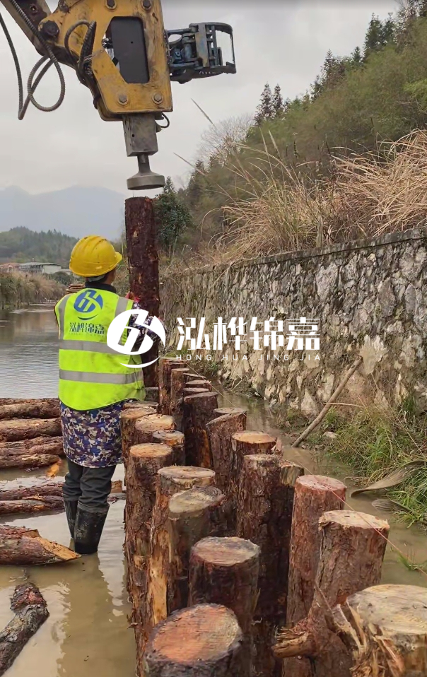 松木樁護(hù)坡如何維護(hù)以延長(zhǎng)使用壽命?做防腐可以嗎?